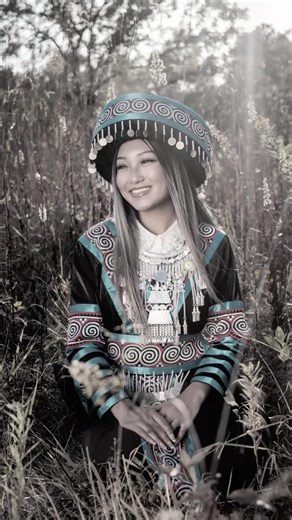 Embracing Native Language & Culture: A Hmong Prose Poem