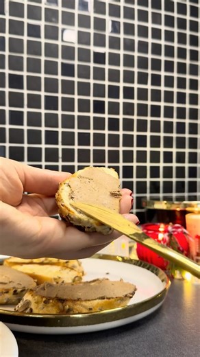 ✨ Chicken Liver Pâté | easy and delicious 🤤 #bruschetta #appetizer #holiday
