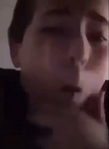 Kid with diarrhea tries ASMR