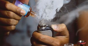 Kenaikan harga cecair vape antara RM10 hingga RM15 - Peniaga | Harian Metro
