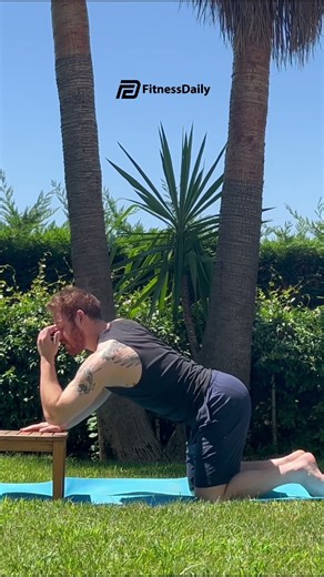 🧘‍♂️ Open up your back! Lat stretches improve posture, overhead mobility & reduce tightness 🌌