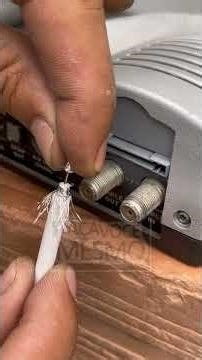 trick to restore Wi-Fi even with a destroyed connectors. #USA #WifiFix #ConnectorHack