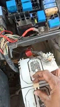 Renault kwid starting problem and engain check light blinking on problem