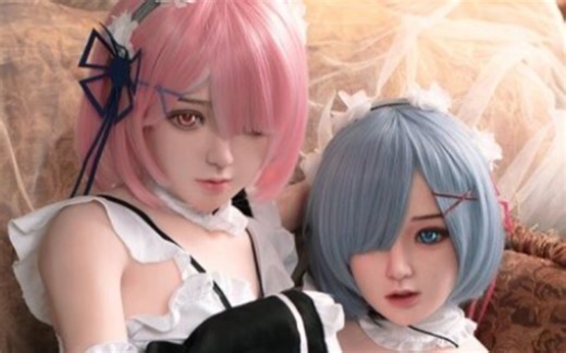 惊！！！cosplay二次元展会现场硅胶娃娃实拍开箱视频，实体娃娃直接现场打扮，充气娃娃女友直接打扮开始拍摄