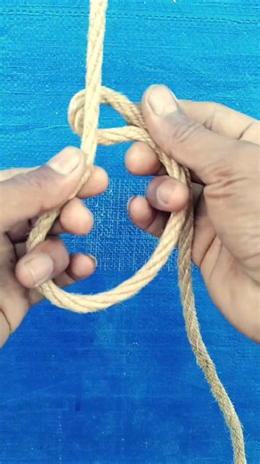 The simplest trick for tying a slip knot