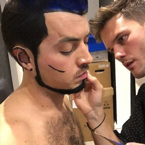 I’ve always been embarrassed by my make up skills. I remember when I told my dad that I wanted to be a make up artist and he kicked me out of the house screaming “No son of mine will be a bloody ‘make up artist’!!! You’ll do a MANS job and be an ACTOR like I tell you!!!” But you know what, it’s finally time I stand up to you, dad and show the world what I can do. No more forcing me to go to all those butch Shakespeare, improv and movement classes after school just for me to run home and secretly