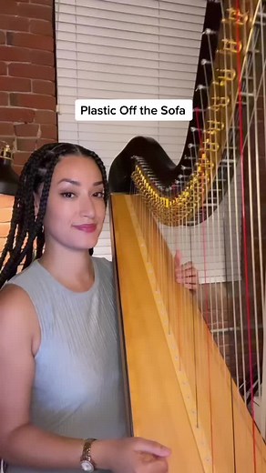 Beyoncé Harp Cover of 'Plastic Off the Sofa' | R&B Clean Songs