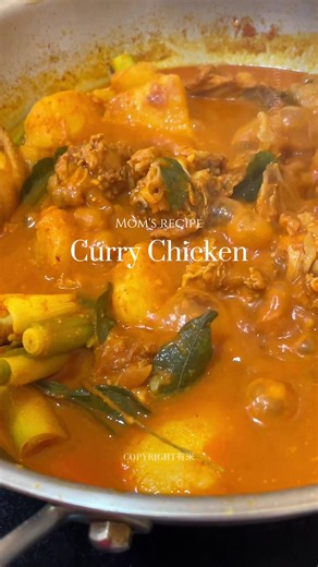 Mom's Recipe: Simple Curry Chicken