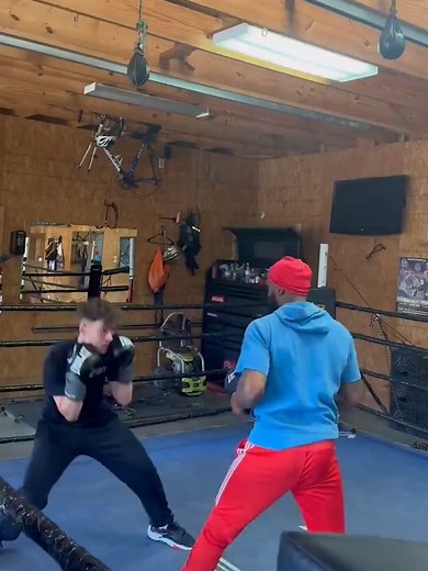 Clix vs Speed Boxing Match: Spencer Jennings Battle