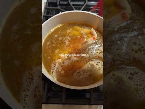 daily fall vlog: let's make snow crab legs + ramen noodles w/ eggs for dinner