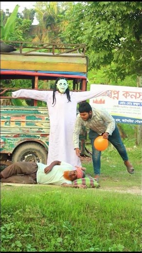 😱👻 Evil Woman Ghost Attack Prank on Sleeping Grandpa!