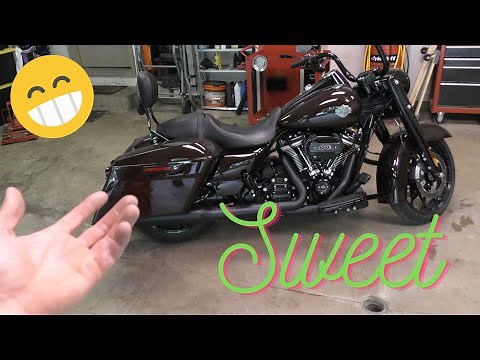 Installing Rinehart slip-on exhaust on my '22 Road King Special