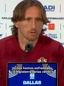 Luka Modrić aseguró que Croacia e Inglaterra se conocen bien por sus antecedentes recientes en Mundiales, Eurocopas y la Liga de Naciones, por lo que espera un partido abierto y competitivo. El mediocampista croata afirmó que el equipo buscará reflejar en la cancha el trabajo realizado durante la preparación para conseguir un resultado positivo. #Latinus #InformaciónParaTi