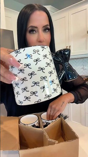 This cute coffee mug set makes every sip feel cozy, aesthetic, and totally Instagram-worthy