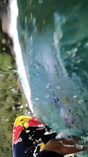 Emocionante aventura en kayak con RedBull 🤿