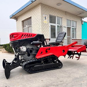 [Hot Item] Multifunctional Tracked Tractor with Bulldozing Plough Ditcher Trailed Rotary Cultivator