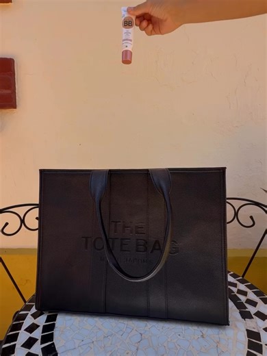 Klipsta’s magnetic hat clip is the hands free kit for your hat simply Attach -Lock - Clip and your good to go. Its fashionable, multipurposeful and designed and made right here in Australia. And better yet it comes in many beautiful colour options 😍🥰 #klipsta #travelaccessories #aussiemade Original IG Post: our3souls