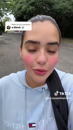 Entendendo a Rosácea: Minha Experiência Pessoal