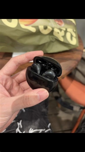 Discover QXPro6 Wireless Earbuds for Ultimate Sound