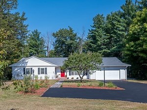 127 Townsend St, Pepperell, MA 01463 - MLS 73289114 - Coldwell Banker