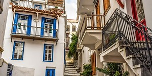 AAΔΕ: Βήμα βήμα πώς θα δηλώσετε τη μίσθωση Airbnb στην Εφορία [βίντεο] - iefimerida.gr