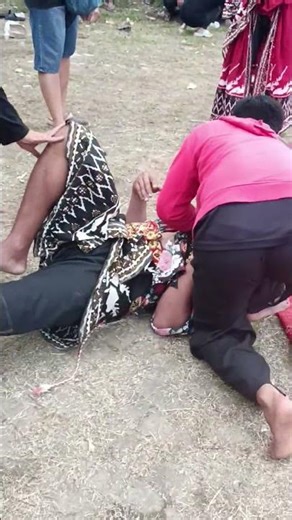 BEGINI PAWANG MENOLONGNYA cast out demon #jaranan #kudalumping #jathilan #kesurupan