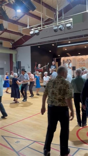 The Diamonds Band playing the waterfall dance. | The Diamonds Band