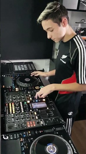 FORMATION DJ - Cours sur le mix à l'oreille sans assistance sur CDJ-3000