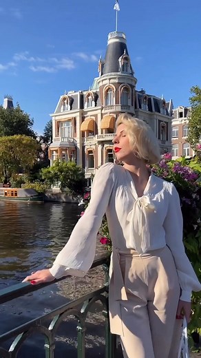 Sunshine ready in the Eva pussy bow blouse ☀️⁣ Link to shop 🔗 theseamstressofbloomsbury.co.uk⁣ ⁣⁣ 🔍 EVA PUSSY BOW BLOUSE LONG SLEEVE⁣⁣ Another fabulous addition to our all-time favourite blouses, this is a classic 40s shape. With a tie bow collar: pretty smock stitching detail, little covered buttons to the front and long sleeves which are very full at the cuff. Available in 9 colourways. ⁣⁣⁣⁣⁣⁣⁣⁣ ⁣⁣⁣⁣⁣⁣⁣⁣⁣⁣⁣⁣⁣⁣⁣⁣⁣⁣⁣⁣⁣⁣⁣⁣⁣⁣⁣⁣⁣⁣⁣⁣⁣⁣⁣⁣⁣⁣⁣⁣⁣⁣⁣⁣⁣⁣⁣⁣⁣⁣⁣⁣⁣⁣⁣⁣⁣⁣⁣⁣⁣⁣⁣⁣⁣⁣⁣⁣⁣⁣⁣⁣⁣⁣⁣⁣⁣⁣⁣⁣⁣⁣⁣ Produced in o