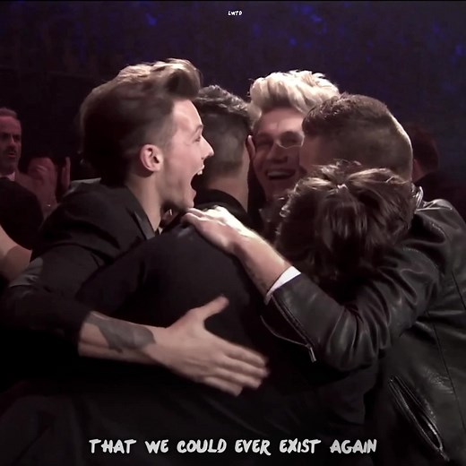 literally want to front flip off a bridge rn #onedirection