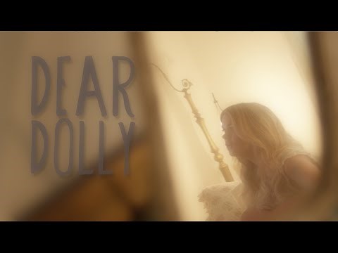 Ruthie Collins - Dear Dolly (Official Lyric Video)