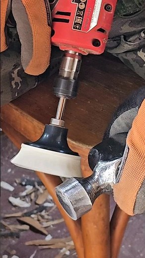 3M Scotch-Brite Roloc Bristle.