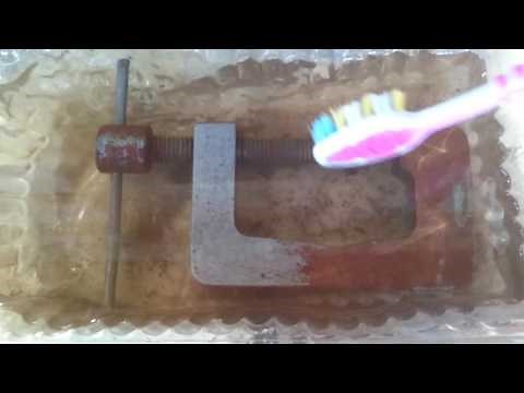 Rust Removal Using White Vinegar