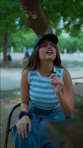 Introducing the "VitaWear SmartBand," a next-generation wearable gadget🎉