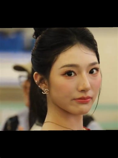 Xinyu Triple S Edits: Creative Video Compilation