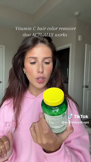How to Remove Hair Dye with Vitamin C at Home