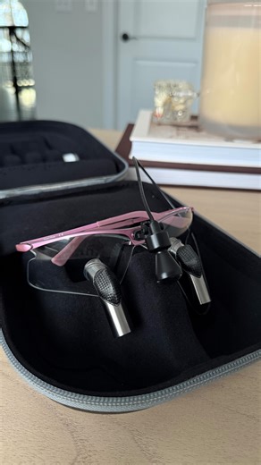 Suzanne Sareini | Ahhh so excited to start using loupes🤭 I chose the @q.optics ErgoAngle loupes — 3.5x, Eclipse frame in Pearl Pink💞🦷🎀 . . . . #dentalstudent... | Instagram