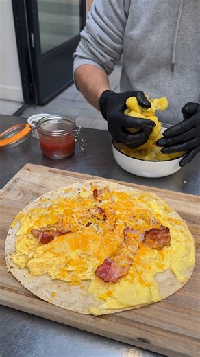 Breakfast Egg Burrito! Wake up & wrap up 🍳🌯 | Chefclub Network