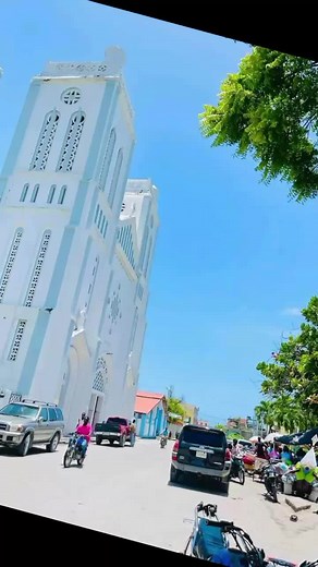 Vue impressionnante des Cayes, 3ème ville d'Ayiti
