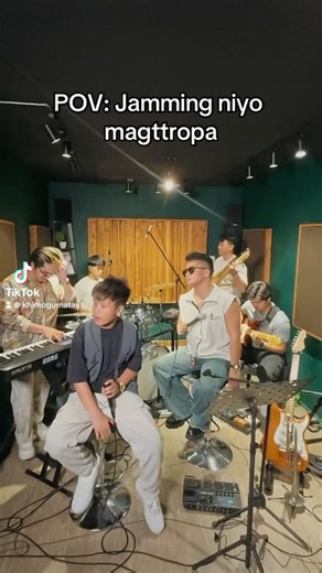 POV: JAMMING NIYO MAGTTROPA Ep. 8 of #Bronxxified Unplugged Cover of “HOW DEEP IS YOUR LOVE (PJ MORTON VERSION) of “BEE GEES” by Far East Bronxx @ the @tempomusicstudio_ph Guitar: @sherwindiasana Bass: @davegnzls_ Keys: @samuellontayao Drums: @nicoraneses_drums Vocals: KHIMO, @itsbillyxander_ Video editing: Nico Rañeses Audio editing : Samuel Lontayao #soul #vibe #trumpet #funk #keyboard #guitar #bass #drum #cover #SoundsofSEA #vibes #hiddengems #KHIMO | KHIMO
