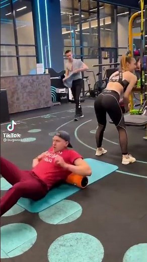 🥵GIRL SIT ON GUYS FACE FAIL #shorts