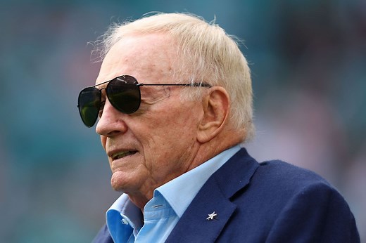 Where does Jerry Jones rank among 100 richest people in America? Cowboys owner's 2024 net worth explored