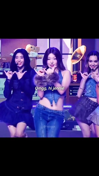 NOT COMPARING!😭🙏🏻🖤 just for fun! #katseye #blackpink #shorts #yoonchae #yt #feed #jennie #viral