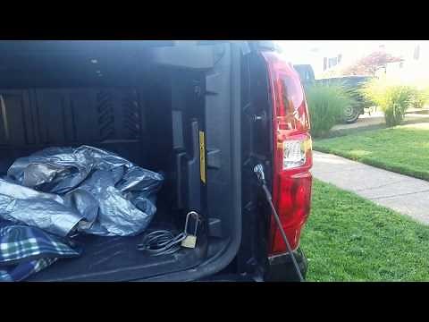 Replacing chevy avalanche tail light.