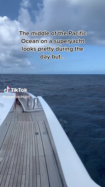 Same view, but total darkness 😰 #superyacht #yachtstew #belowdeck #yachttok #juststewit #yachting #pacificocean