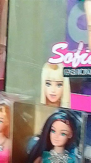Creating a Unique Barbie Fashionistas Version
