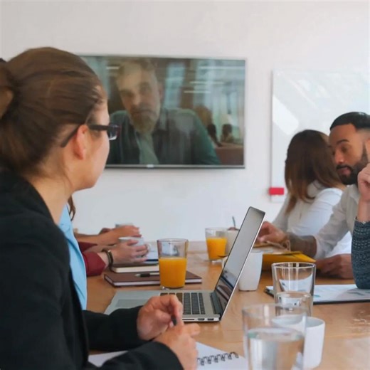 The one-click 'Express' mode in AVXpress allows any user to instantly prioritize time-sensitive AV applications such as video conferencing, streaming, or gaming, | EnGenius APAC
