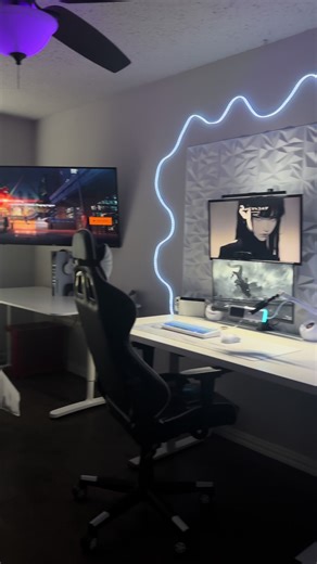 Room tour🤍#gaming #gamingsetup #roomtour #pc #pcsetup #cozy #desksetup #whiteroom #tv