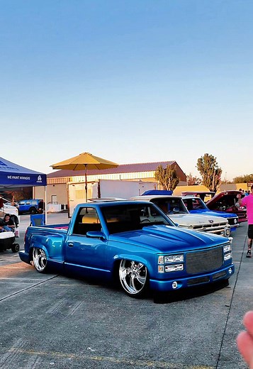 It’s taken me a long time to finally show this truck. I have filmed it this OBS Chevy again, and again, and I’m glad I can finally show it. From the color to the stance to every single modification, this is one of my absolute favorite OBS builds. We shot over eight minutes of footage and I still didn’t even get to the interior. That’s how much work has gone into the exterior alone. From the custom bumper mods, to the wheels, to the raised stepside, the roll pan, and even the Corvette door handle
