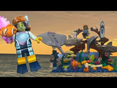 I built a home for the Lego marine biologist figure from series 29